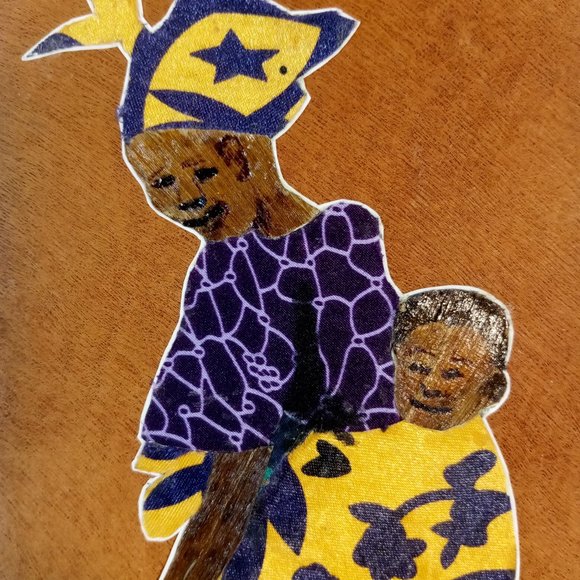 Authentic Handmade African Uganda Art Piece Woman and Child - Picture 4 of 6